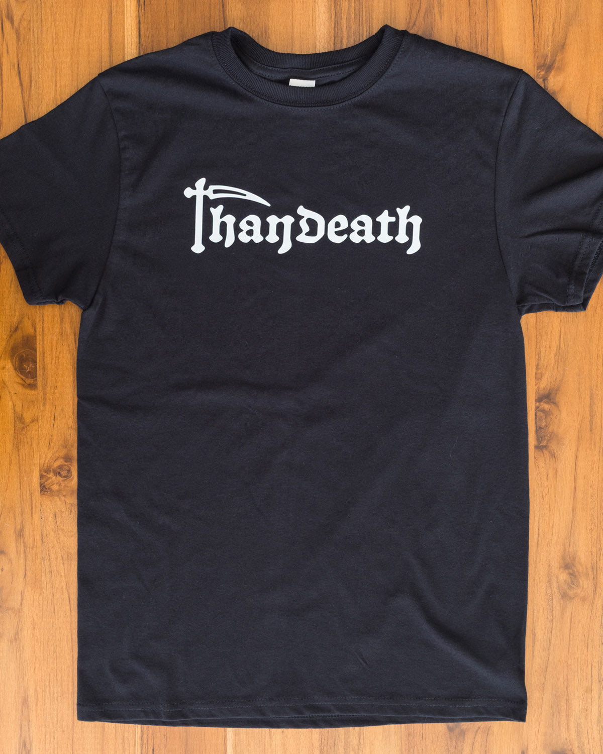 Camiseta Than Death Logo